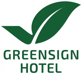 Greensign Hotel Logo mit grünem Blatt